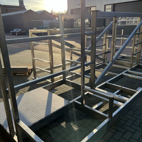 Ovivo machineframe